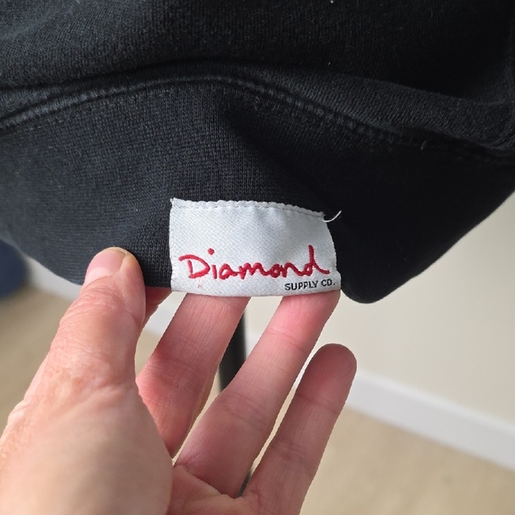 Diamond Supply Co. “World Champions ’98” Black Crewneck Sweatshirt – USA Flag - Picture 3 of 9